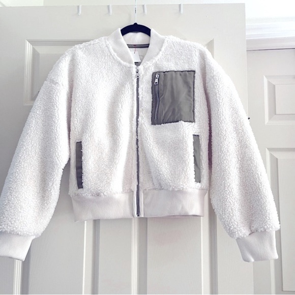 Abercrombie & Fitch Jackets & Blazers - Abercrombie & Fitch Fleece Sherpa Bomber Jacket Women M Crop Full Zip White